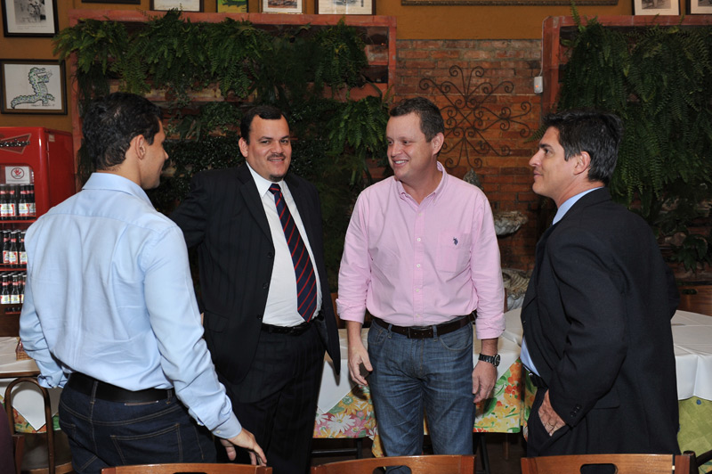 Biblioteca solidária