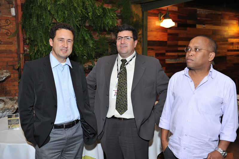 Biblioteca solidária