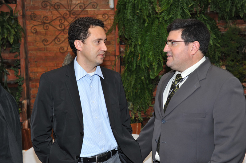 Biblioteca solidária