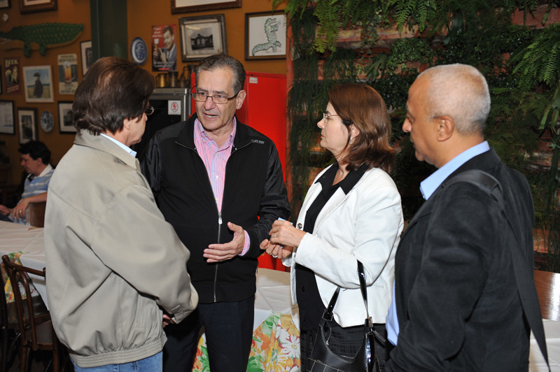 Biblioteca solidária