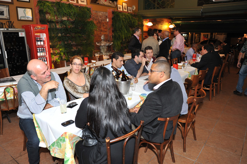Biblioteca solidária