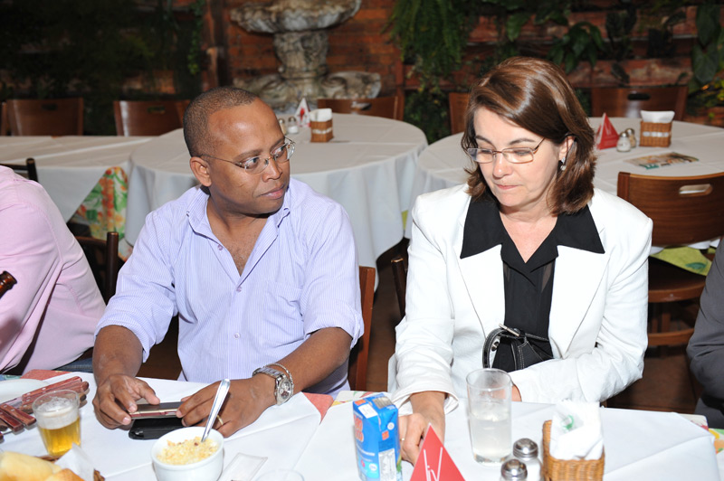 Biblioteca solidária