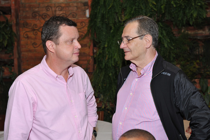 Biblioteca solidária