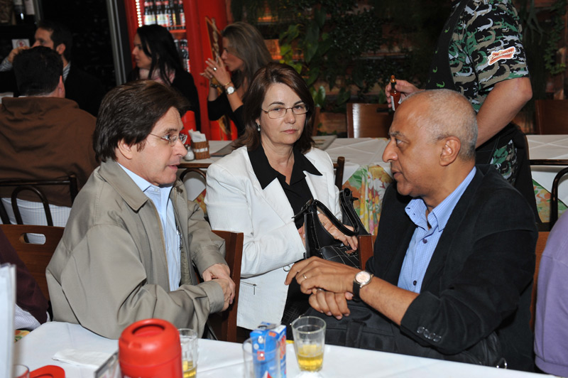 Biblioteca solidária