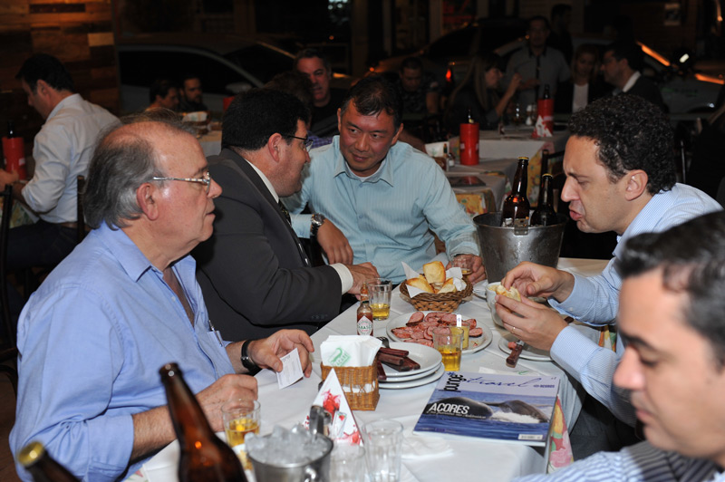 Biblioteca solidária