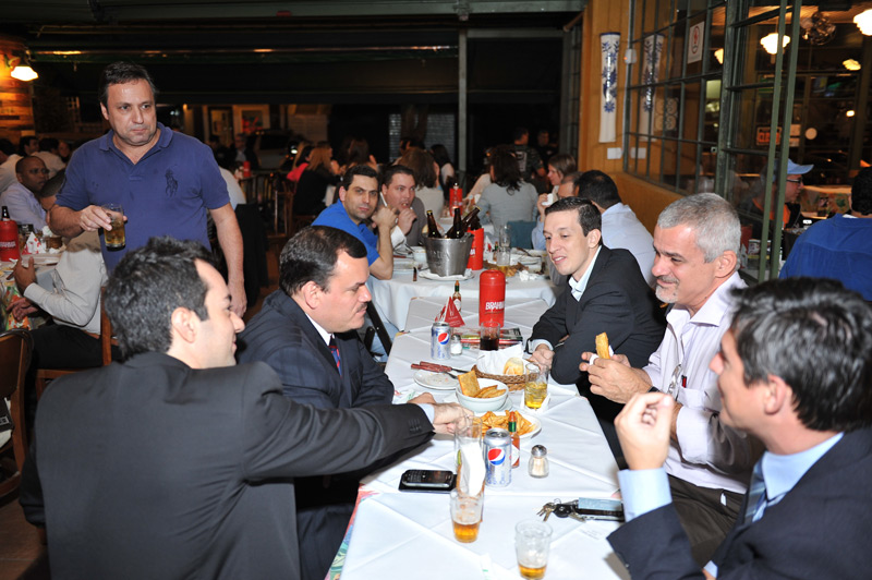 Biblioteca solidária