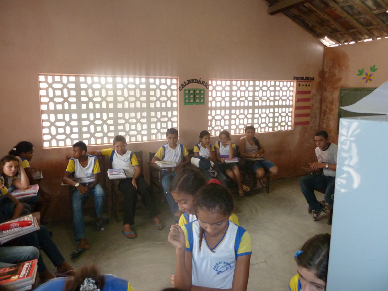 Entrega de Cisternas e Biblioteca Solidaria - Comunidade de Targinos/Canindé/CE