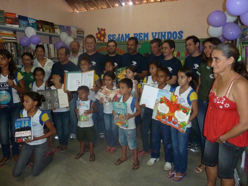 Entrega de Cisternas e Biblioteca Solidaria - Comunidade de Targinos/Canindé/CE