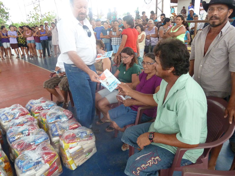 Entrega de Cisternas e Biblioteca Solidaria - Comunidade de Targinos/Canindé/CE