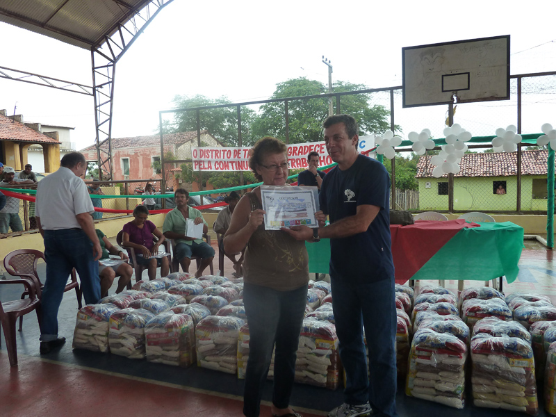 Entrega de Cisternas e Biblioteca Solidaria - Comunidade de Targinos/Canindé/CE