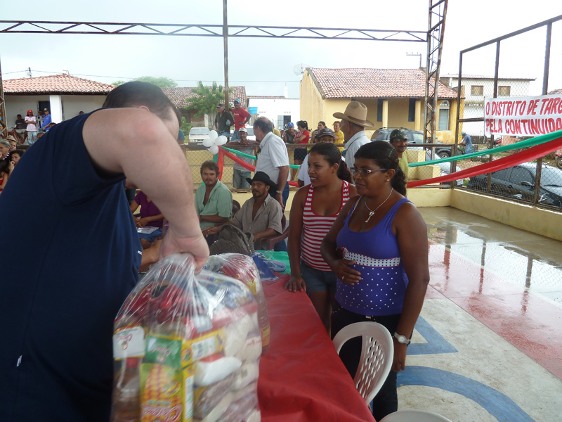 Entrega de Cisternas e Biblioteca Solidaria - Comunidade de Targinos/Canindé/CE