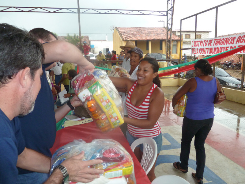 Entrega de Cisternas e Biblioteca Solidaria - Comunidade de Targinos/Canindé/CE